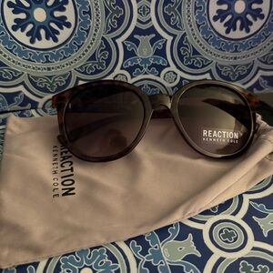 Kenneth Cole Reaction Sunglasses